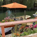 Idyllic Island Cottage With Boat